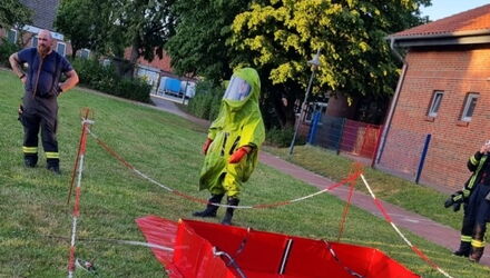 AGT-Dienst MoBeWu: Dienst mit der Gefahrgutgruppe in Morsum